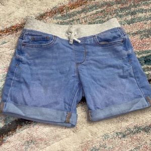 Wonder nation jegging light blue shorts with grey waistband.